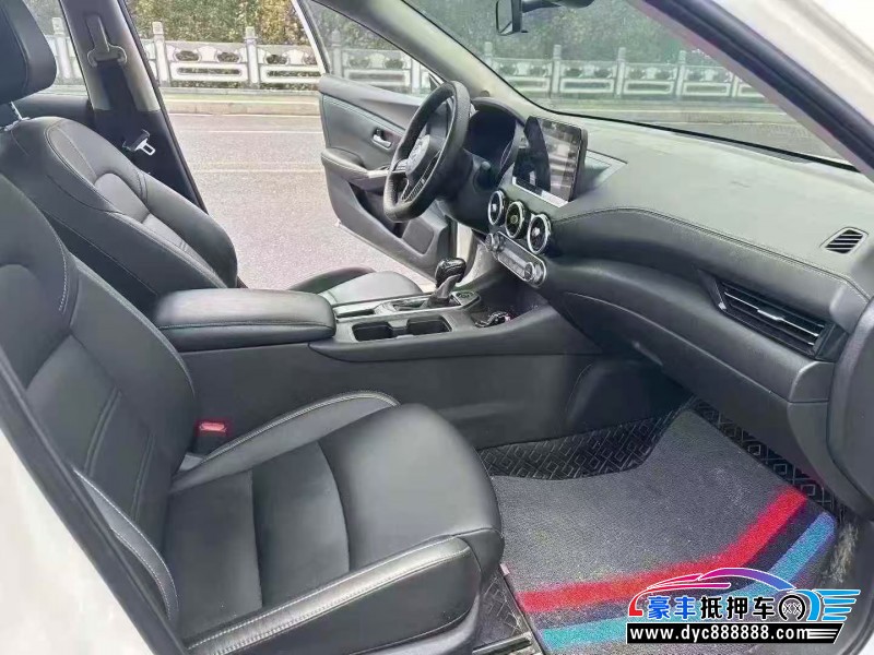 20年日产轩逸轿车抵押车出售