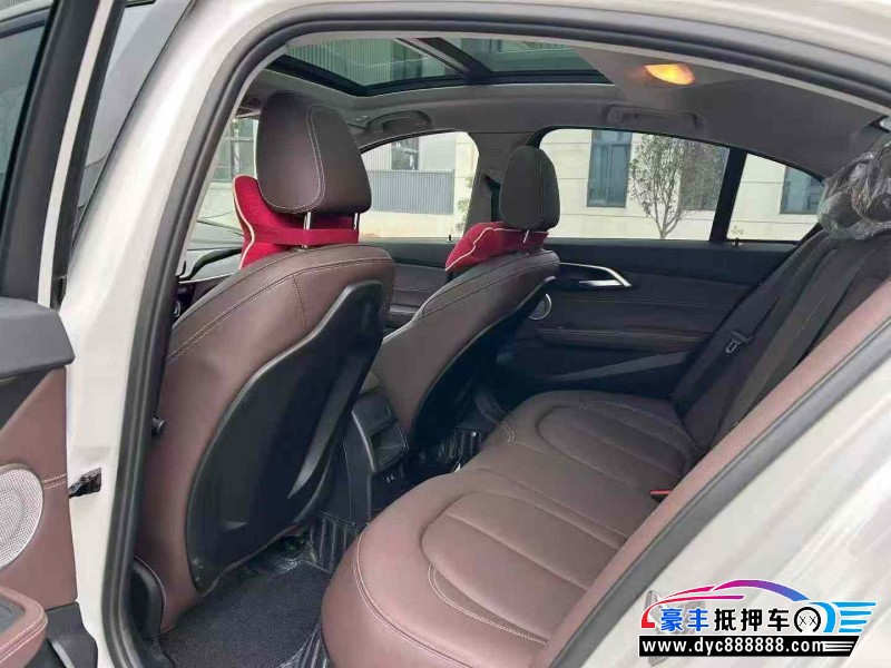 23年宝马1系轿车抵押车出售