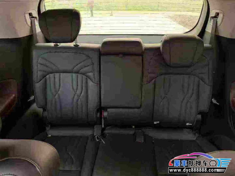 23年传祺M8轿车抵押车出售