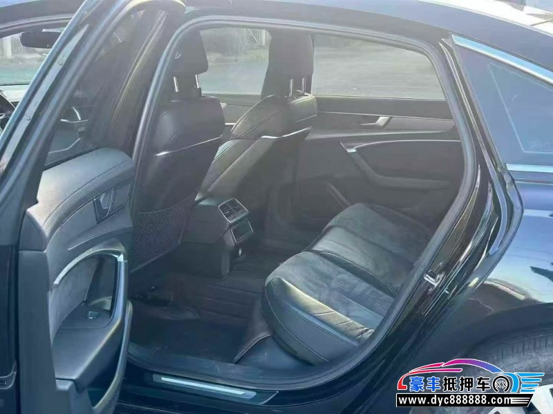 19年奥迪A6L轿车抵押车出售