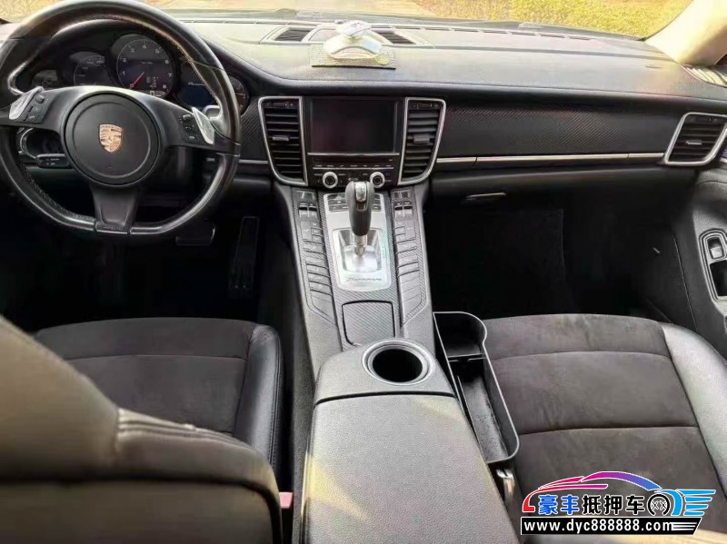 13年保时捷帕纳梅拉轿车抵押车出售