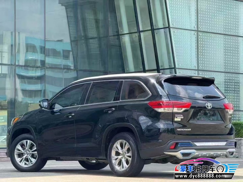 18年丰田汉兰达轿车抵押车出售