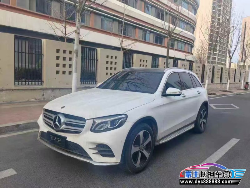 17年奔驰GLC轿车抵押车出售