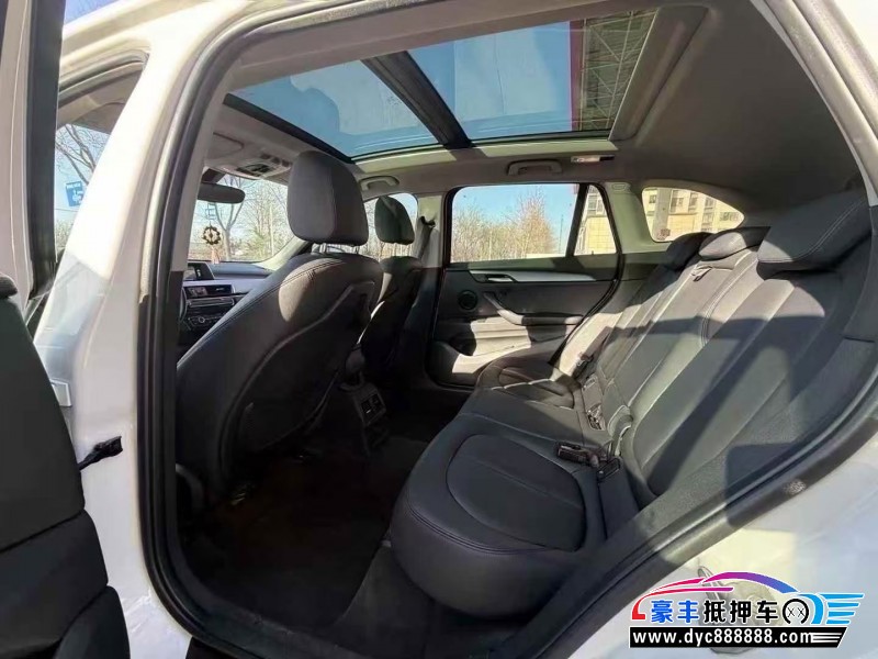 17年宝马X1轿车抵押车出售