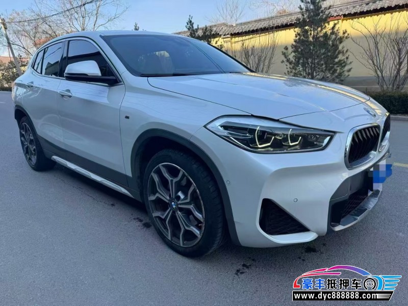 20年宝马X2轿车抵押车出售