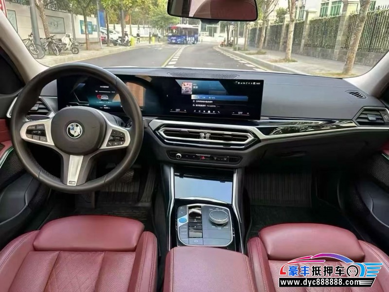 24年宝马i3轿车抵押车出售