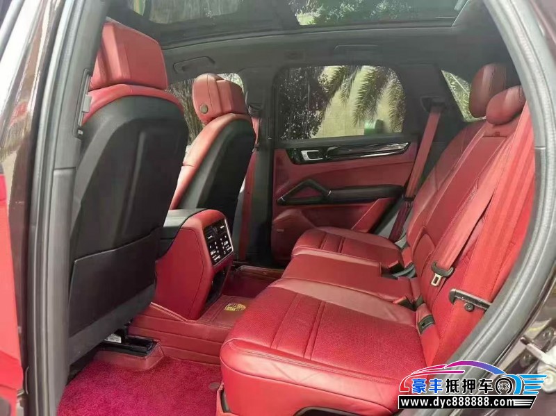 22年保时捷卡宴轿车抵押车出售