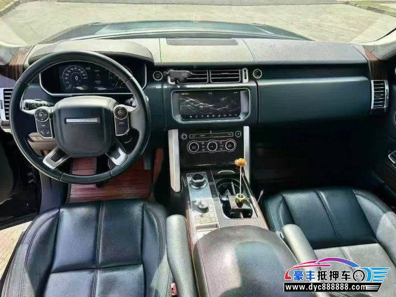 17年路虎揽胜行政轿车抵押车出售
