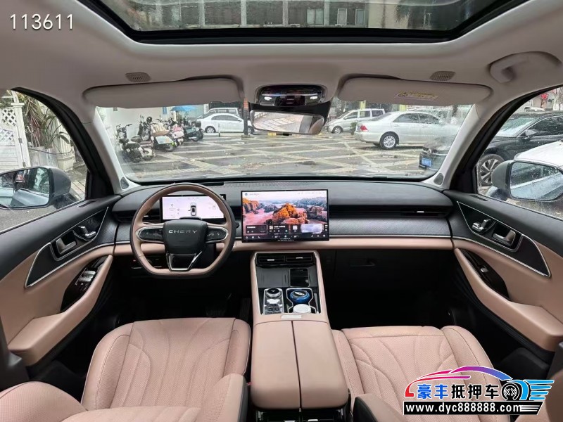 25年奇瑞瑞虎8轿车抵押车出售