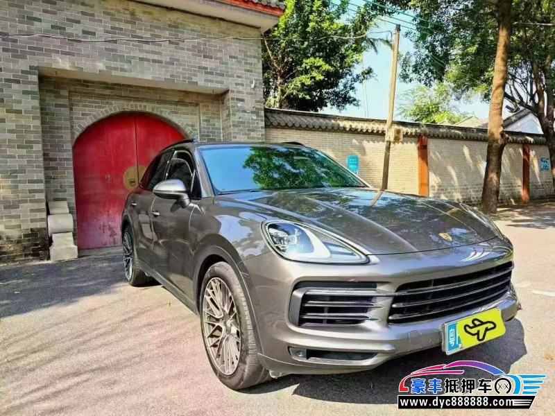 20年保时捷卡宴轿车抵押车出售