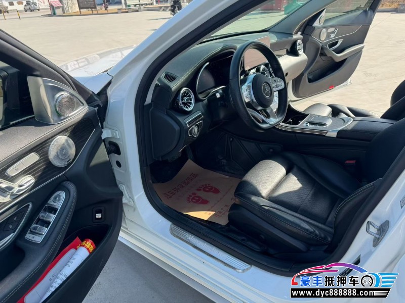 21年奔驰C轿车抵押车出售