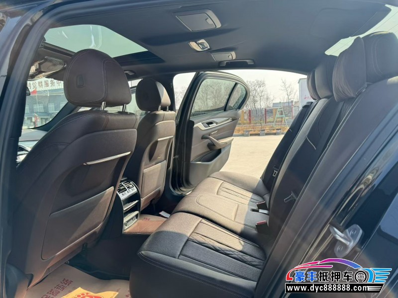 22年宝马5系轿车抵押车出售