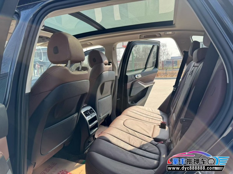 22年宝马X5SUV抵押车出售