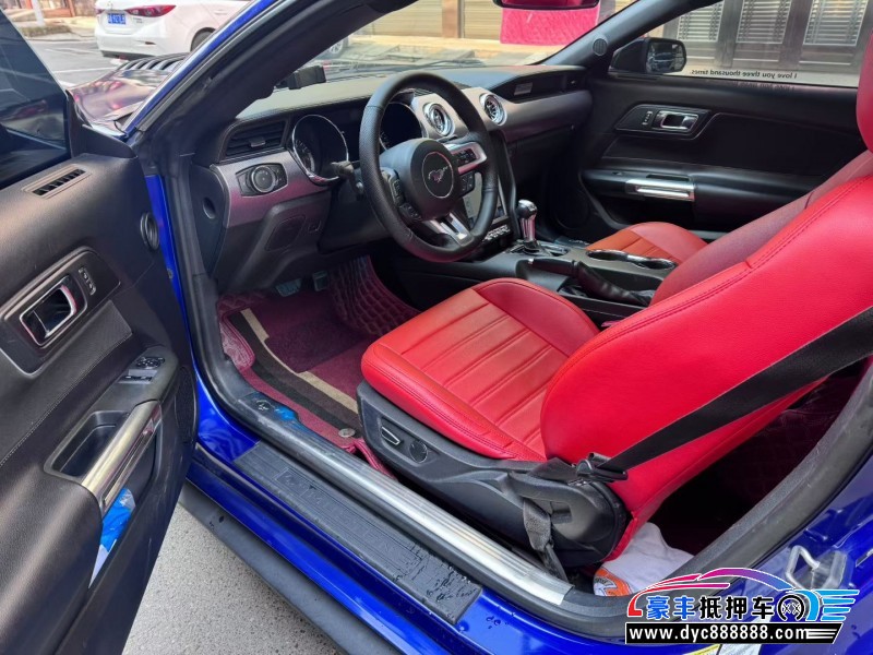 16年福特野马轿车抵押车出售