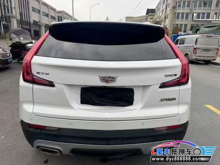 26年凯迪拉克XT4轿车抵押车出售