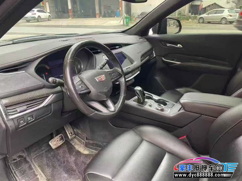 19年凯迪拉克XT4轿车抵押车出售