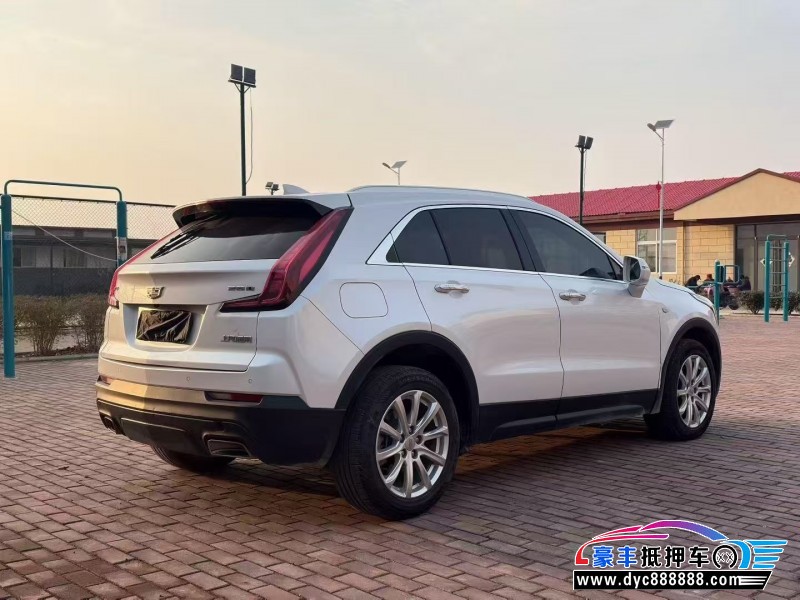 21年凯迪拉克XT4轿车抵押车出售
