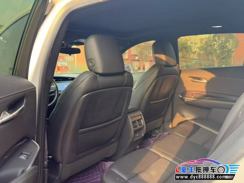 21年凯迪拉克XT4轿车抵押车出售