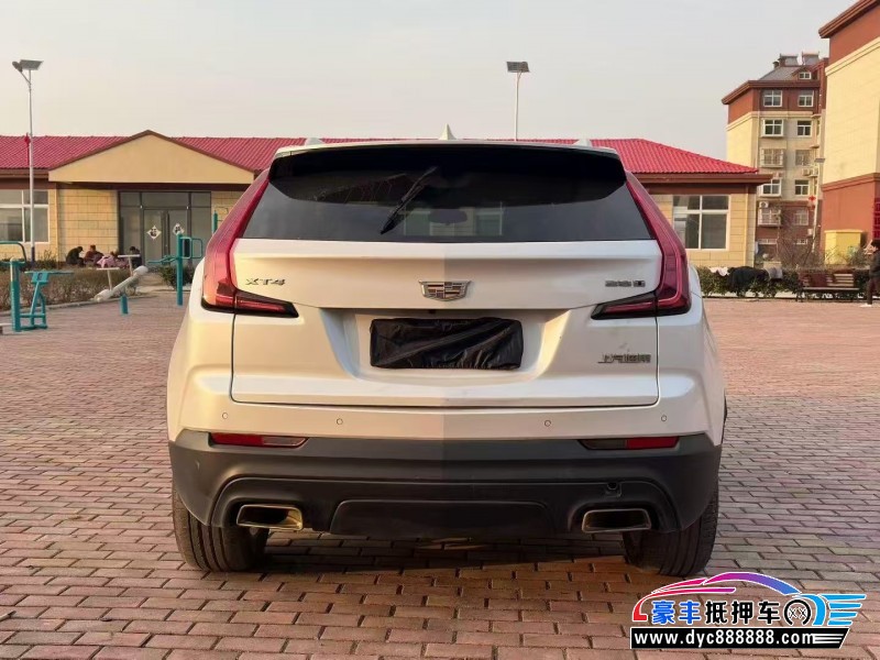 21年凯迪拉克XT4轿车抵押车出售