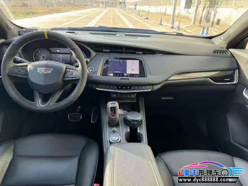 19年凯迪拉克XT4轿车抵押车出售