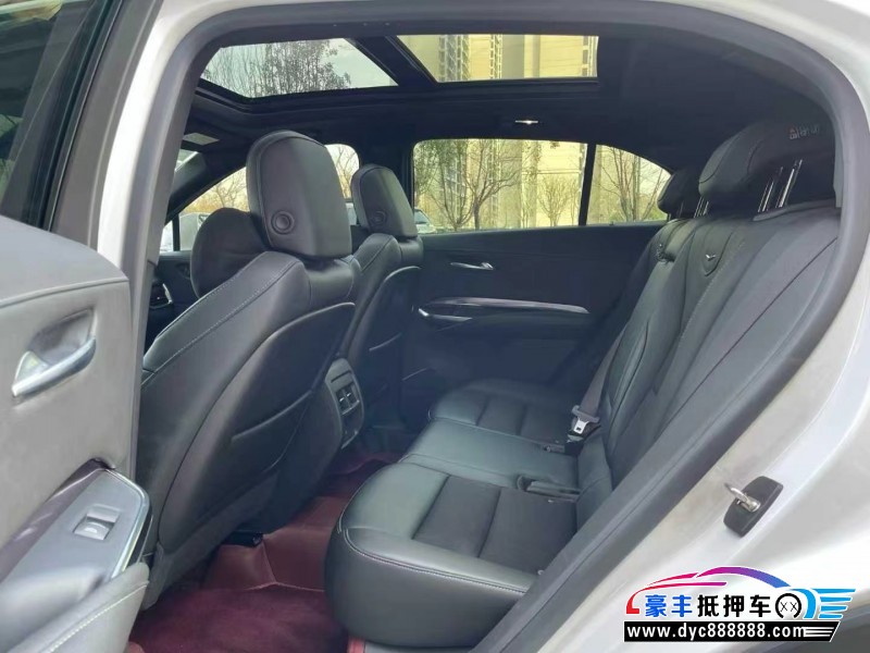 22年凯迪拉克XT4轿车抵押车出售