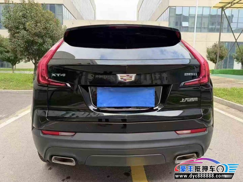 19年凯迪拉克XT4轿车抵押车出售