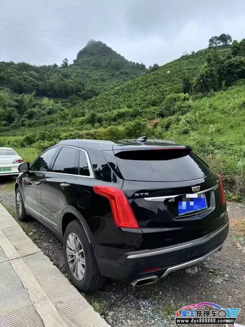 18年凯迪拉克XT5轿车抵押车出售