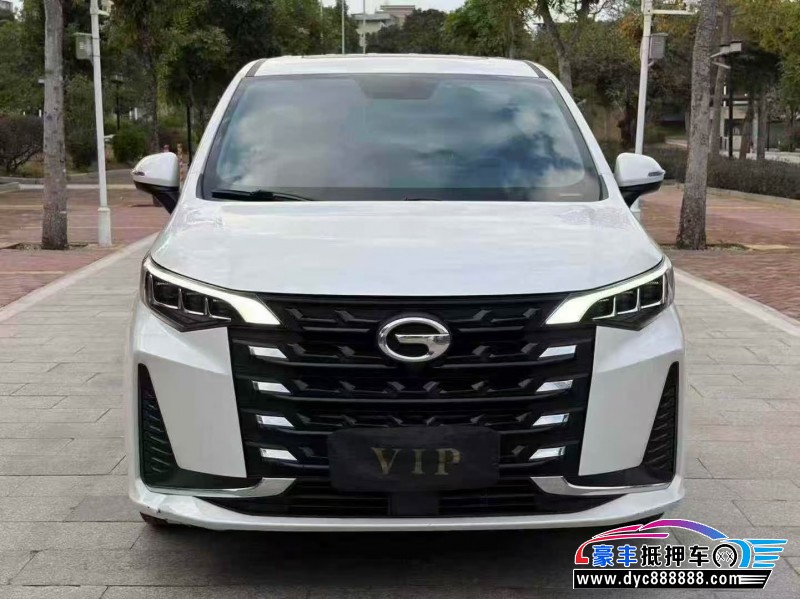 抵押车出售23年传祺m6轿车