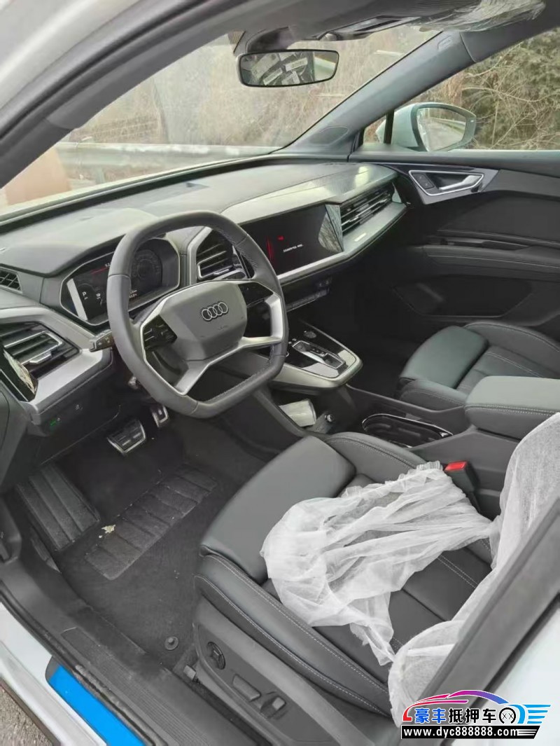 26年奥迪Q4轿车抵押车出售