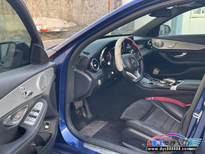 18年奔驰C轿车抵押车出售