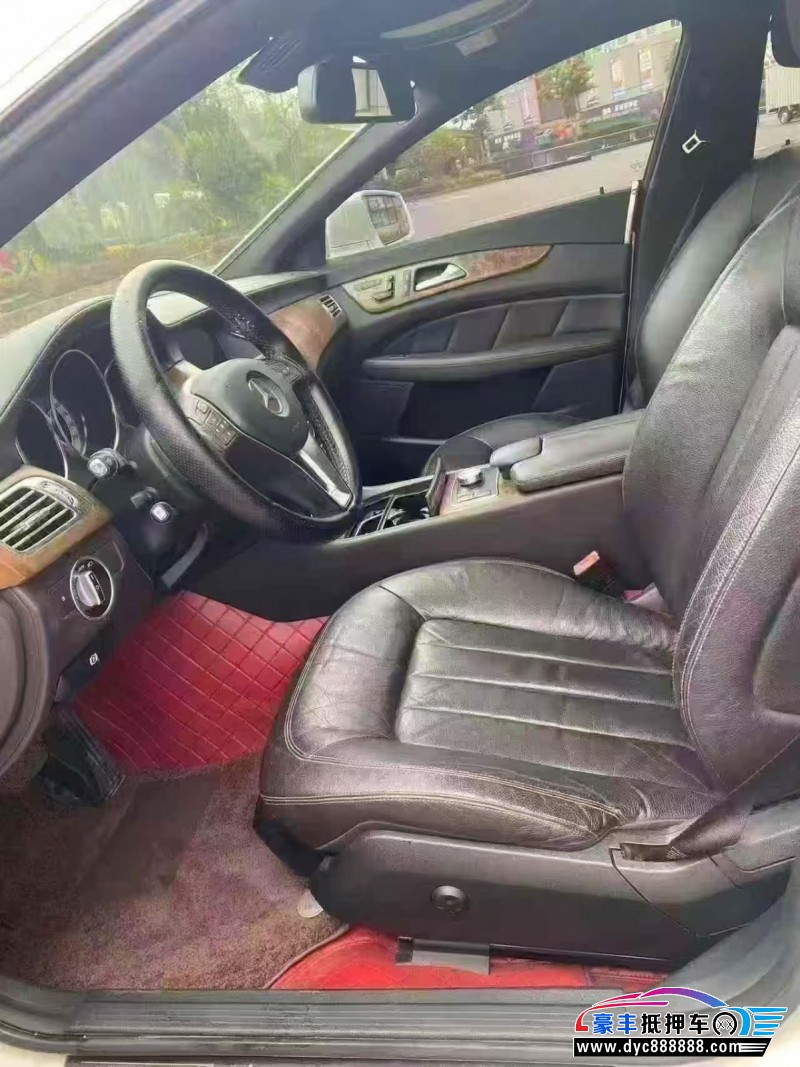 15年奔驰CLS轿车抵押车出售