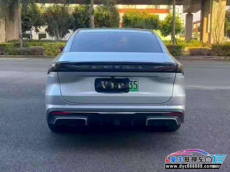 25年吉利银河L6轿车抵押车出售