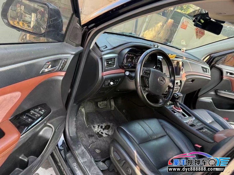 17年传祺GS8轿车抵押车出售