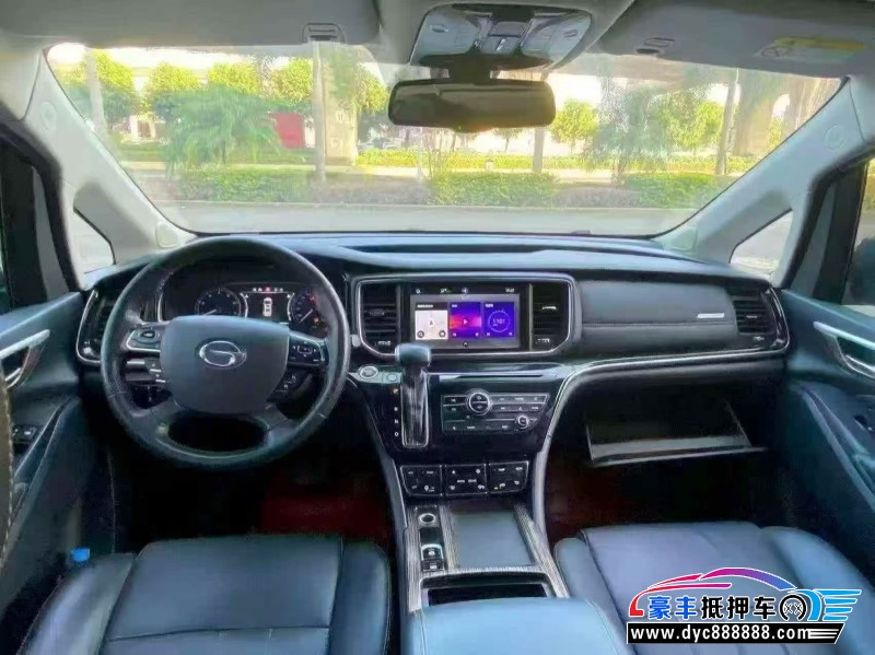 19年传祺M8轿车抵押车出售