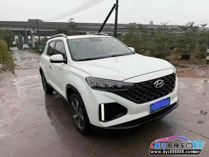 22年现代ix35轿车抵押车出售