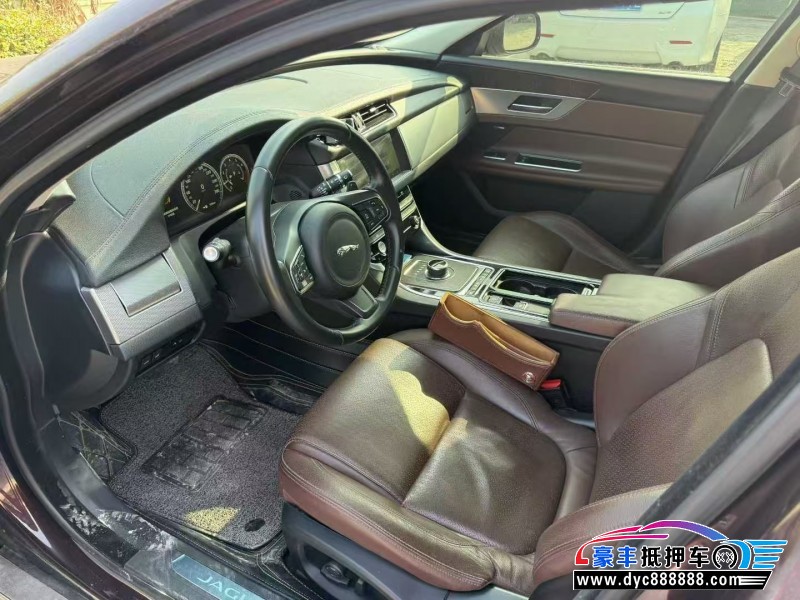 17年捷豹XFL轿车抵押车出售