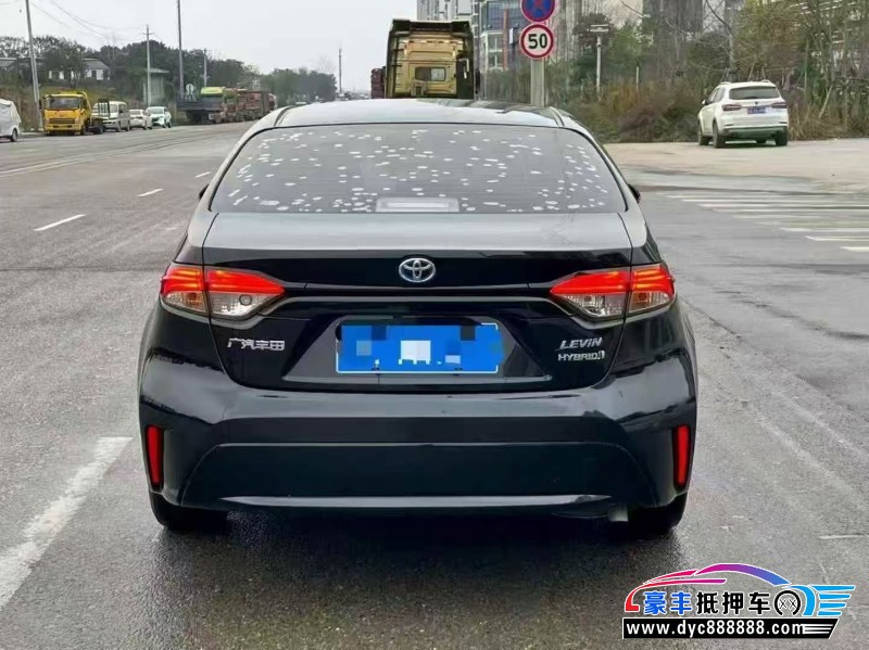 20年丰田雷凌轿车抵押车出售