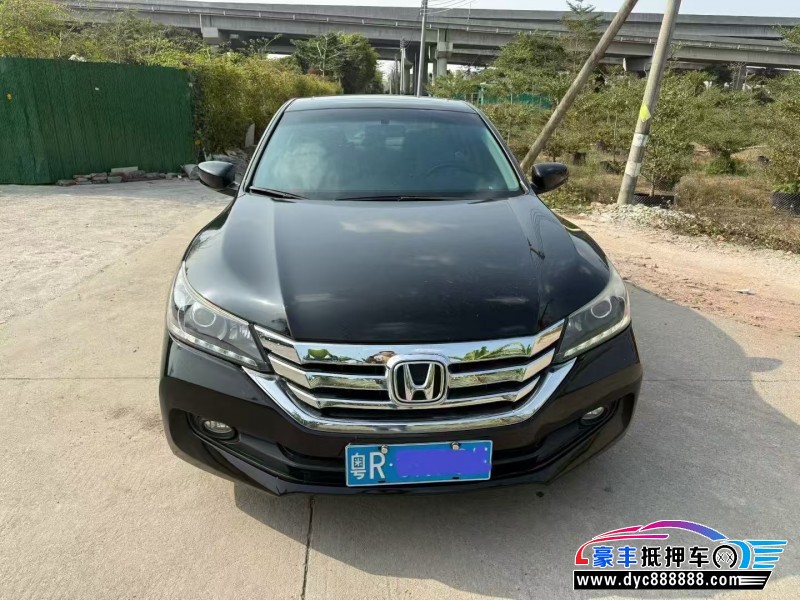 抵押车出售16年本田雅阁轿车