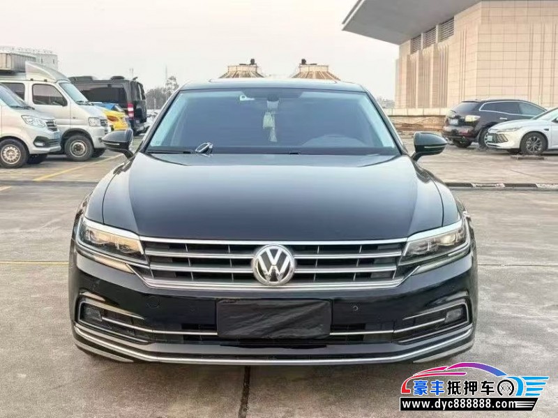 抵押车出售18年大众辉昂轿车