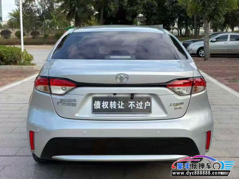 20年丰田雷凌轿车抵押车出售