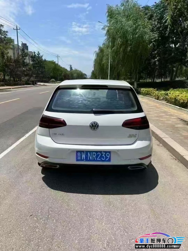 20年大众高尔夫轿车抵押车出售