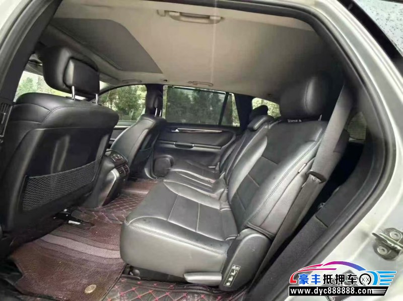 11年奔驰R轿车抵押车出售