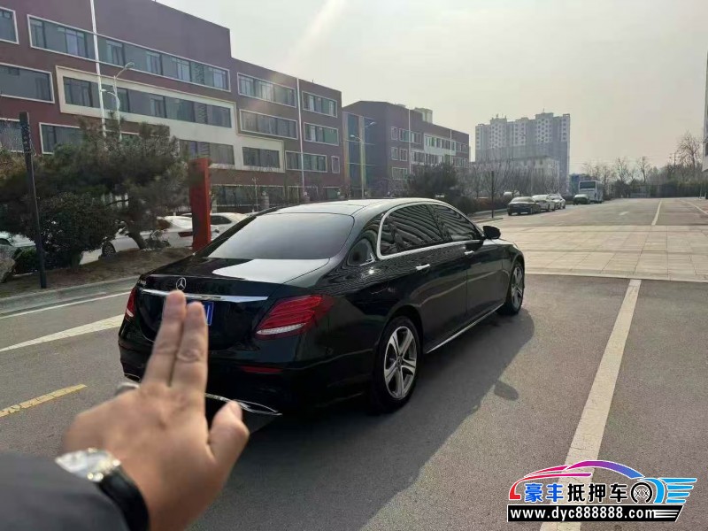 18年奔驰E轿车抵押车出售