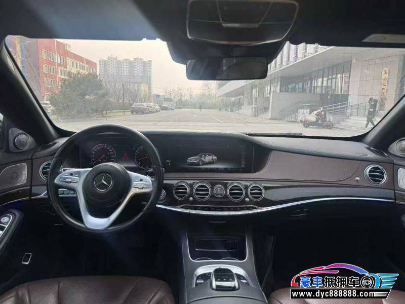 18年奔驰S轿车抵押车出售