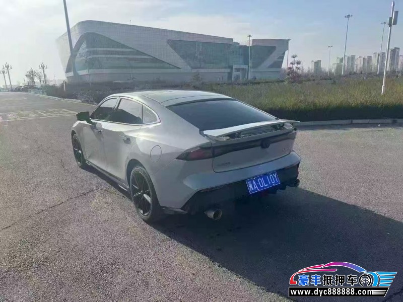 23年长安长安UNI轿车抵押车出售