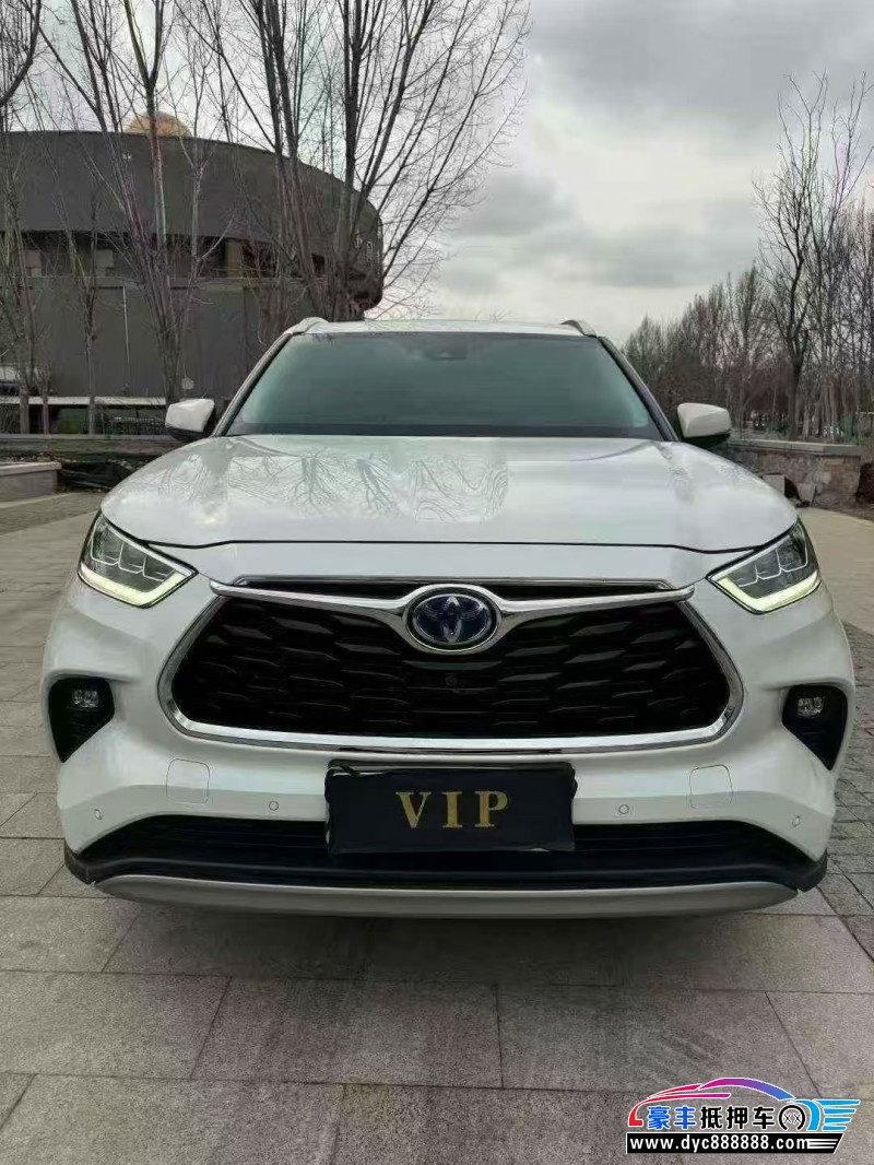 抵押车出售24年丰田汉兰达轿车