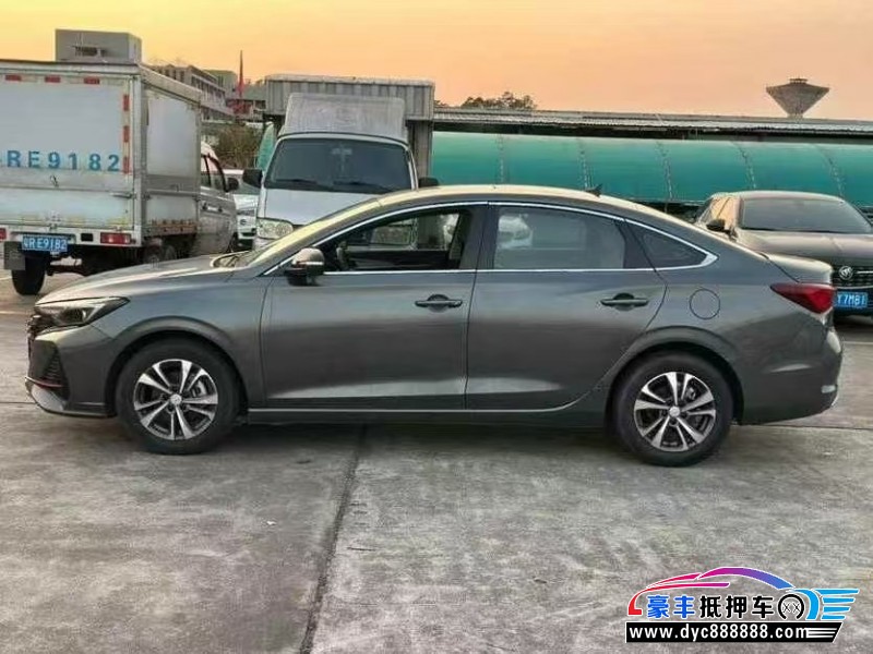 23年长安逸动轿车抵押车出售