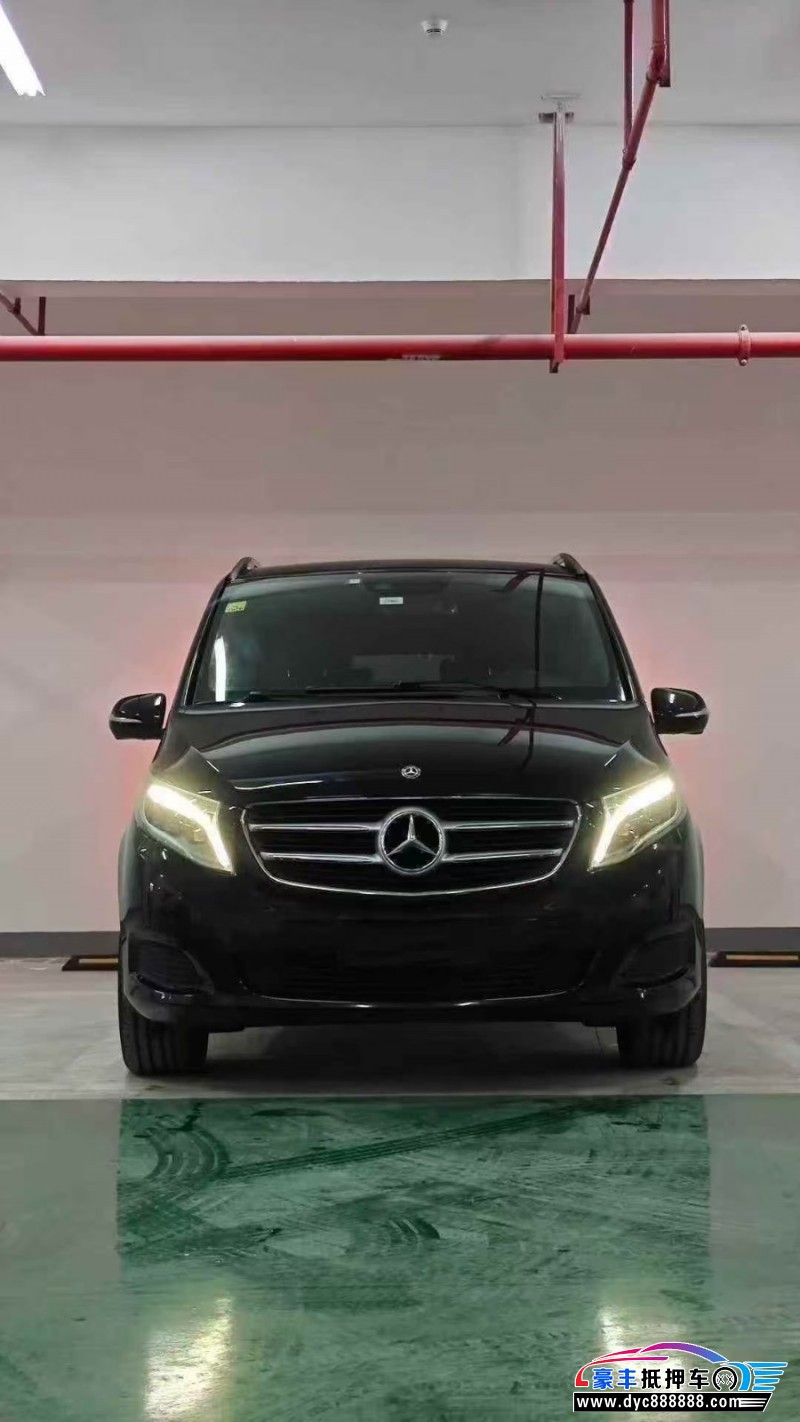 18年奔驰V轿车抵押车出售