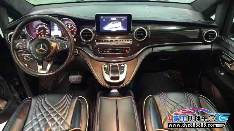 18年奔驰V轿车抵押车出售