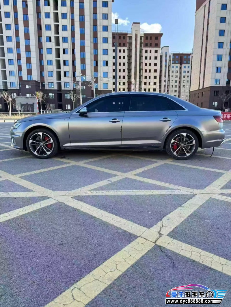 19年奥迪A4L轿车抵押车出售